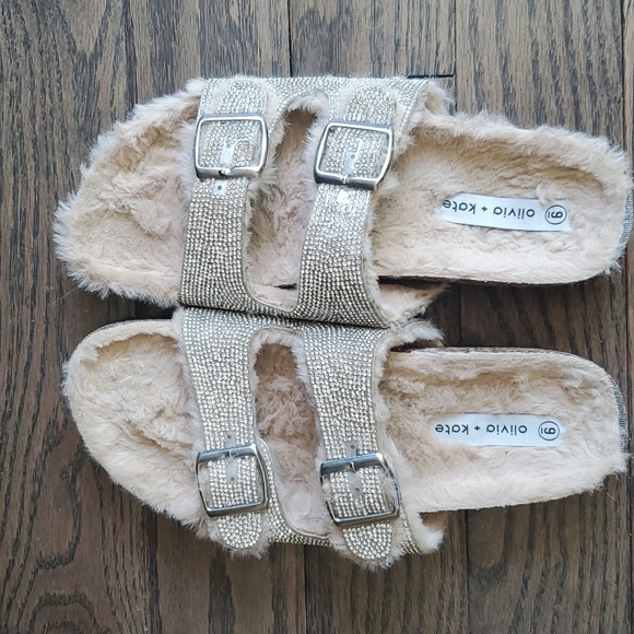 Olivia + kate  rhinestone  footbed sandals w size 9 NWOB - Picture 2 of 8